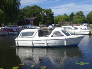 Picnic Boats from Wayford Marine